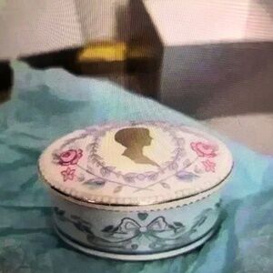 Althorp Fine Bone China Princess Diana Commemorative Trinket Box / Pill Box RARE